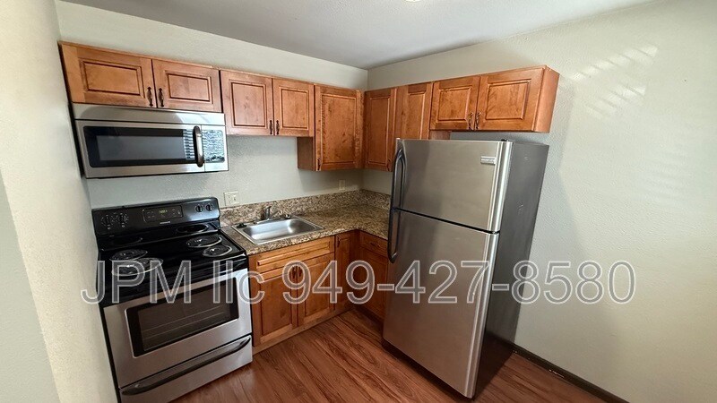 Photo - 1700 Locust St Unit 5