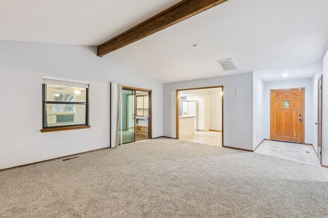 Photo - $500 Off Move In Special! Welcome to this ...