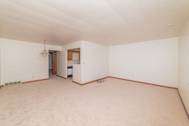 Photo - Craigdell Gardens