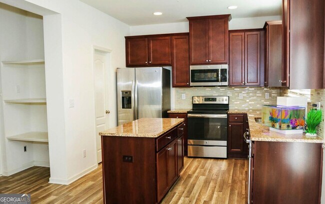 Photo - 3899 Augustine Pl