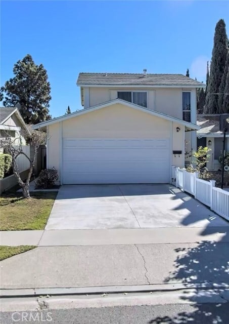 Building Photo - 13116 Andy St Rental