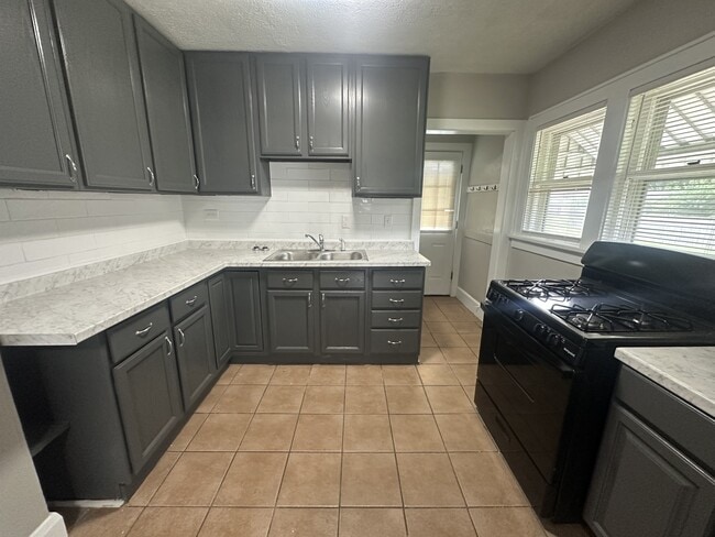 Photo - 2906 Arcadia Terrace