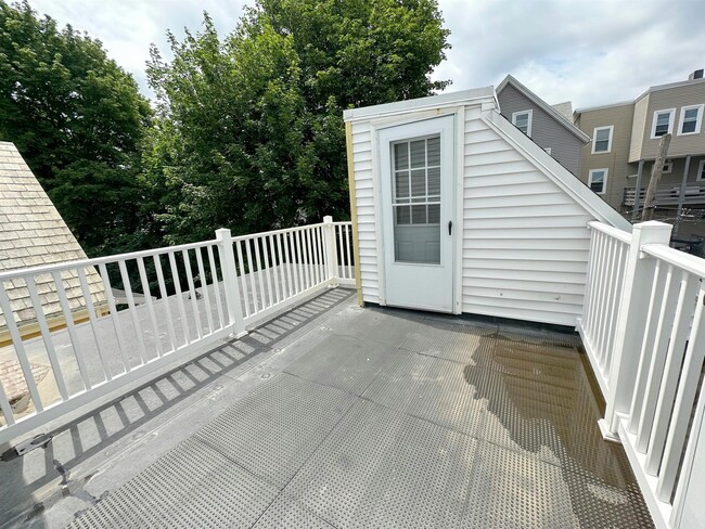 Photo - 112 Hudson St Unit 3