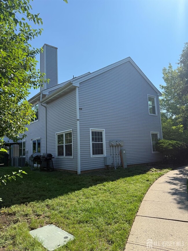 Photo - 108 Lawrence St