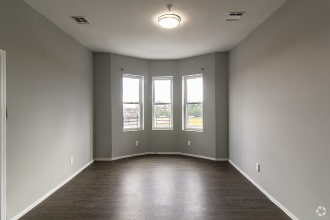 Building Photo - 600 Main St Unit 3B Rental