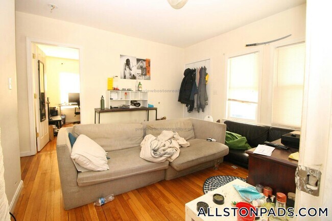 Photo - 30 Linden St