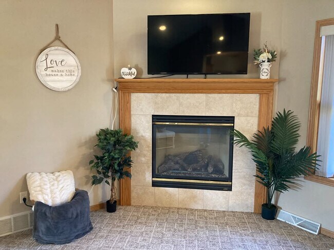 Photo - 121 Jacquot St Unit 121