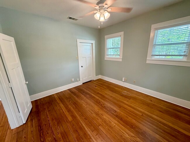 Photo - 301 East 38th Street