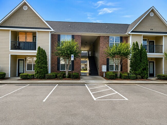 Building Photo - 2645 McArthur Landing Cir