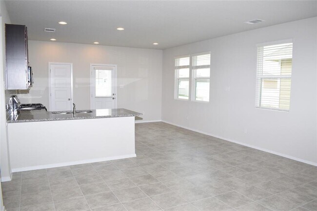 Photo - 117 Keltic Dr