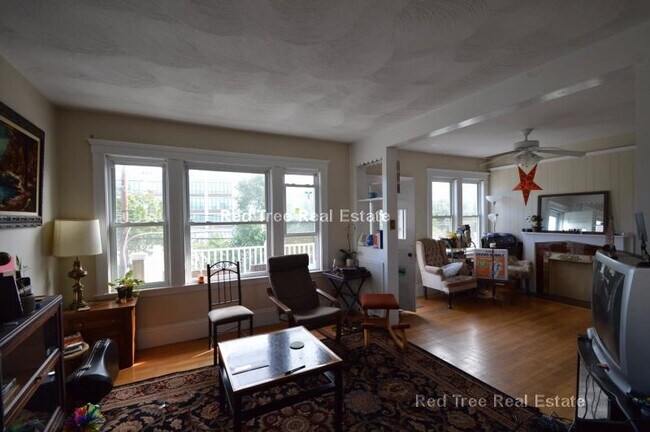 Photo - 215 Boston Ave