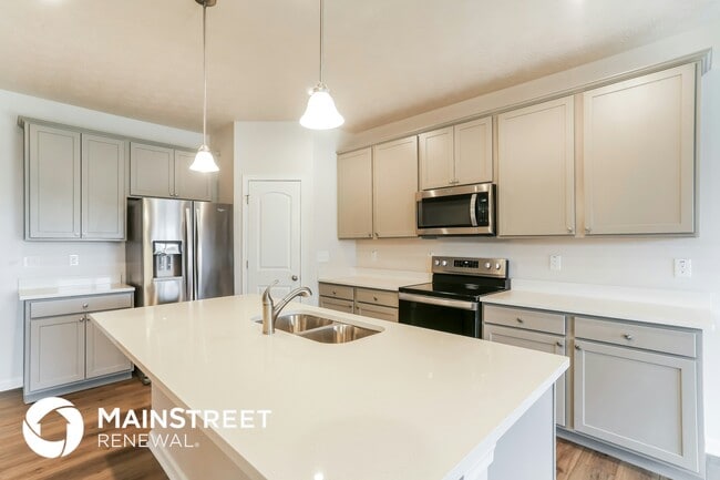 Photo - 5009 Roese Ave