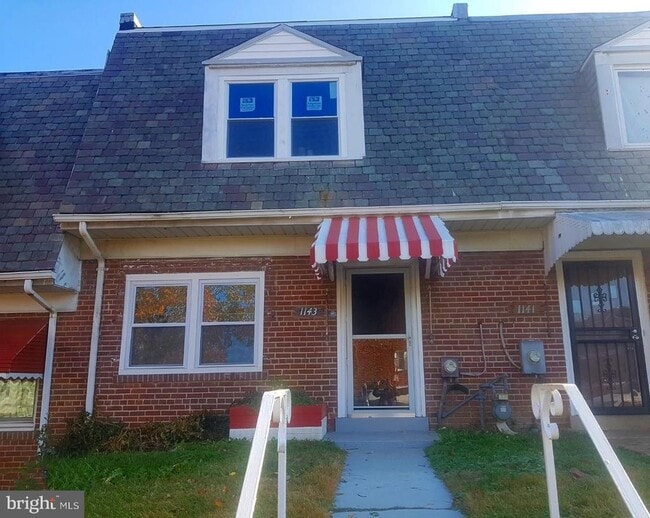 Photo - 1143 19th St NE