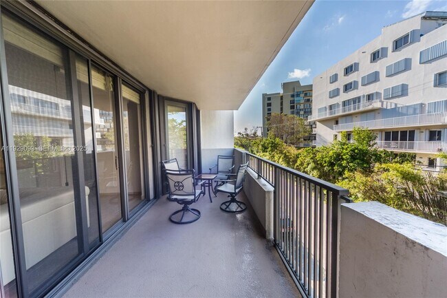 Photo - 121 Crandon Blvd Unit 248