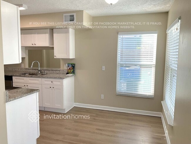 Photo - 1037 Whittier Cir