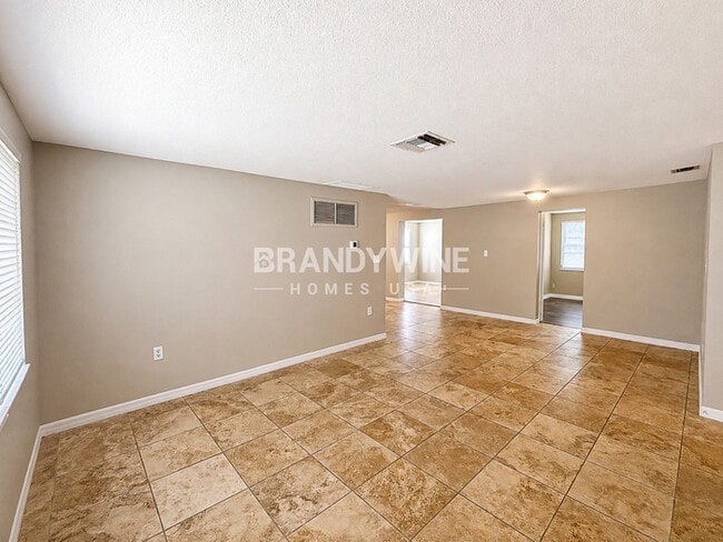 Photo - 7317 Oak Crest Dr