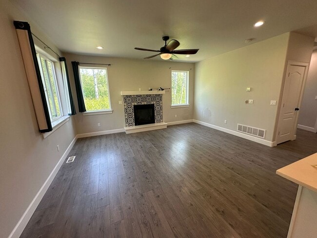 Photo - 6585 Beverly Hills Cir