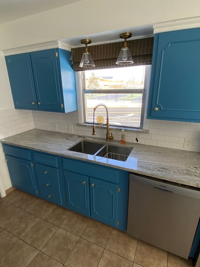 Photo - 4049 Taylor Ave Unit House