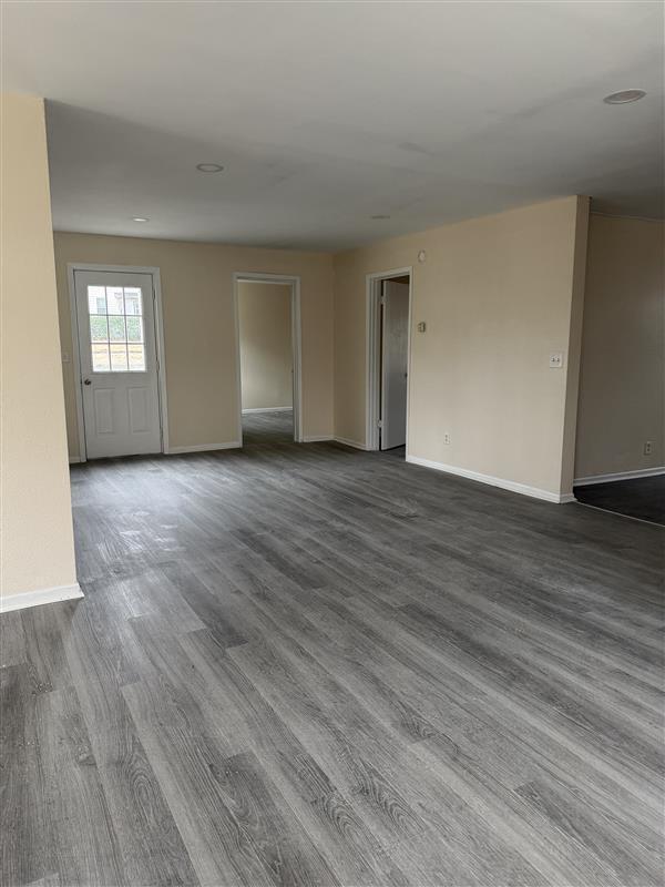 Photo - 458 S Float Ave