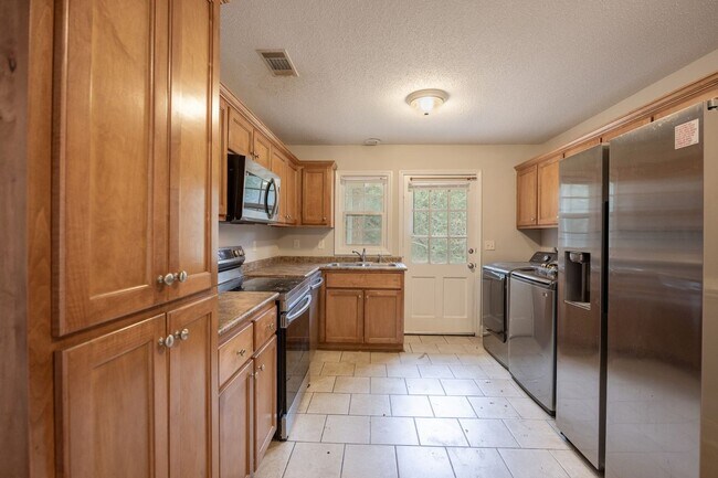 Photo - 315 Brannen St Unit A