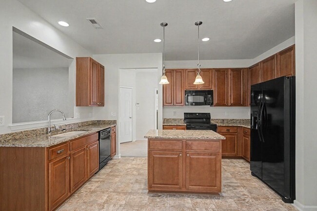 Photo - 354 Canaan Cir