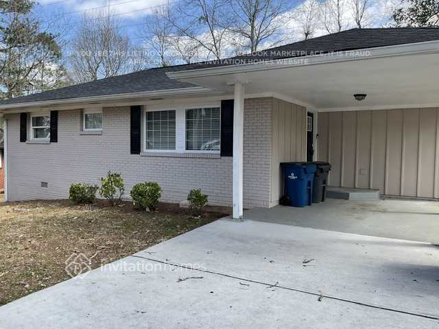 Photo - 2716 Lancaster Dr