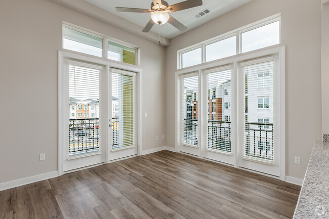 Interior Photo - Manor on the Green Rental