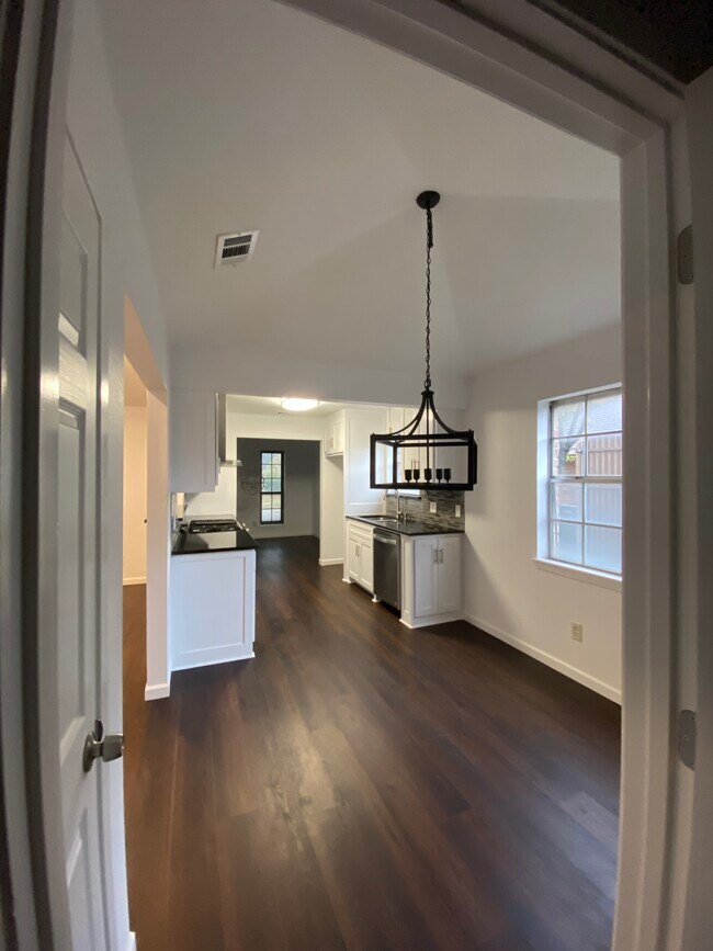 Photo - 510 Ridgegate Dr