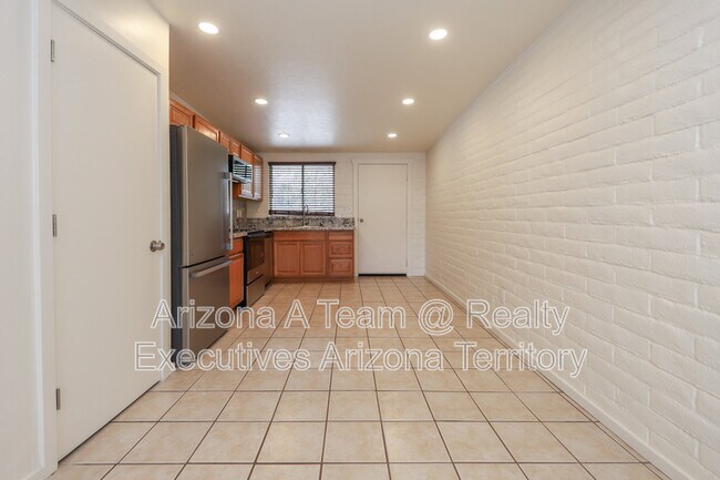 Photo - 5650 E Pima St