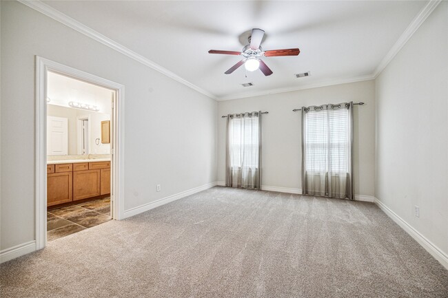 Photo - 5841 Katy St