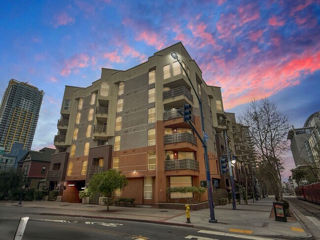 Photo - Beautiful 2B/2BA condo w/ 2 Reserved Parki... Unit 312