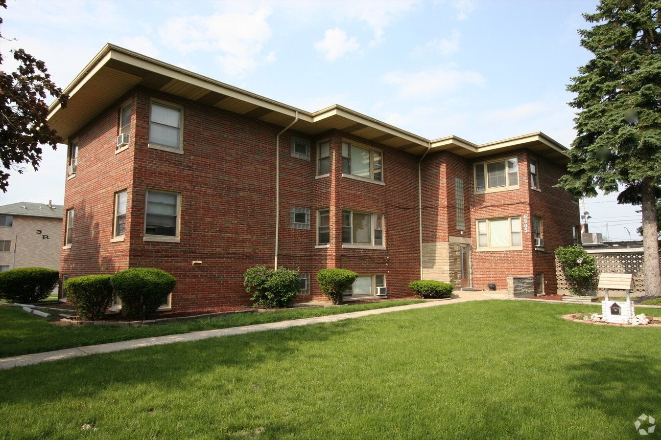 Virginia Apartments - Virginia Apartments