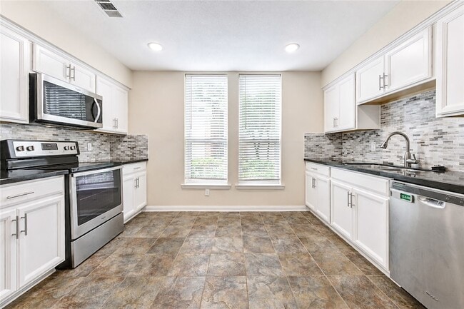 Photo - 15169 Kimberley Ct Unit 42
