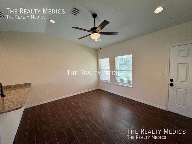Photo - 16811 SW 43rd Court Rd