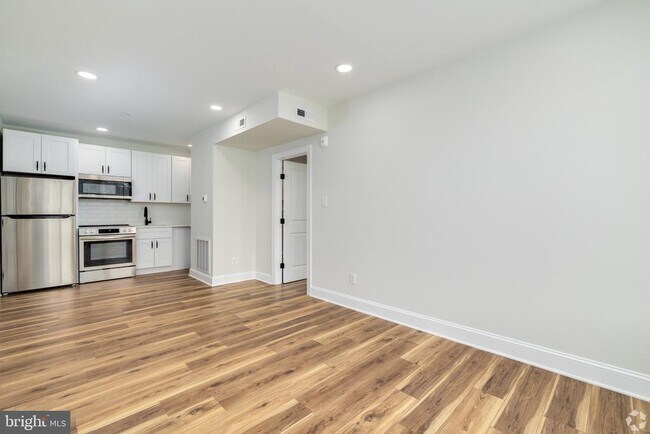 Photo - 112 Washington Ave