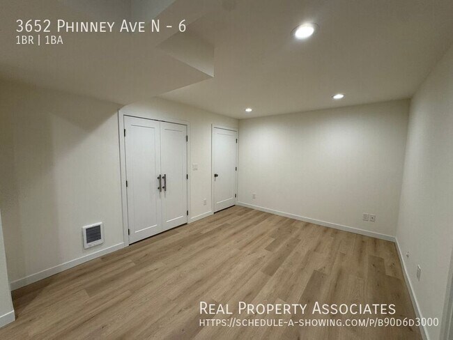Photo - 3652 Phinney Ave N Unit 6
