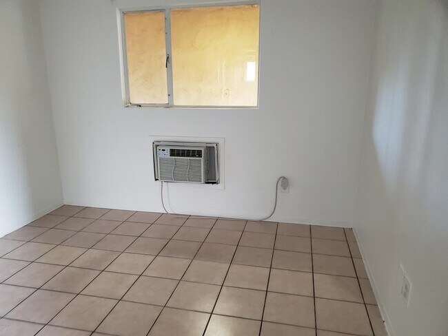 Photo - 2101 E Osborn Rd Unit 2