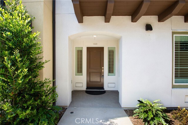 1523 Doheny