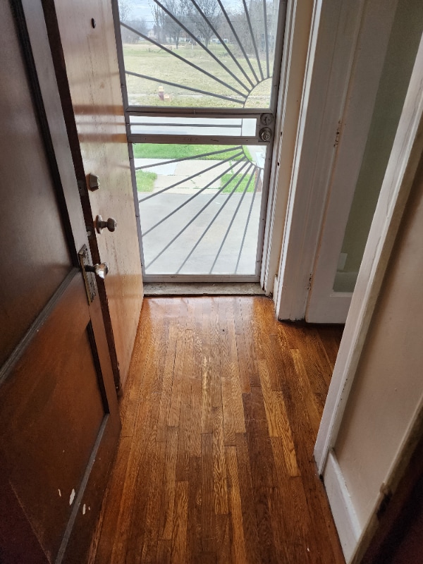 Photo - 9787-9789 Chenlot St Unidad 1