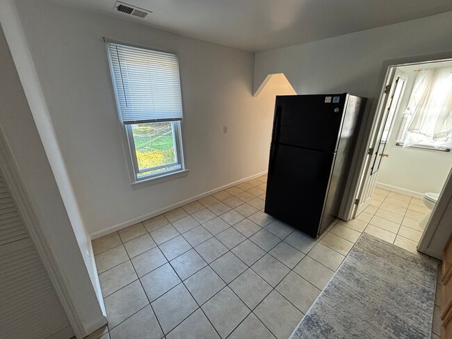 Photo - 20786 Helle Ave Unit Apt # 3