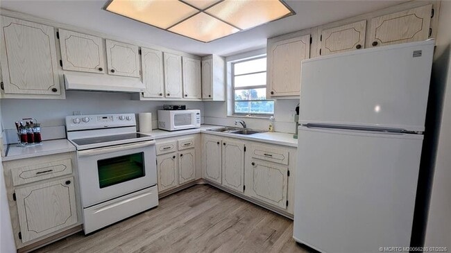 Photo - 2950 SE Ocean Blvd Unit 136-6