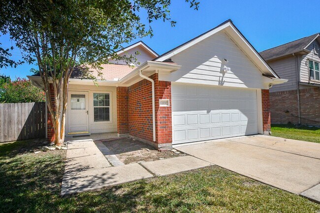 6306 Spruce Manor Ln