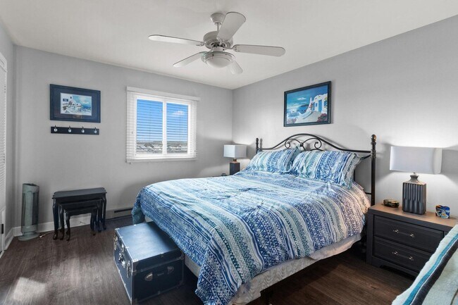 Photo - 536 N Cogswell Dr