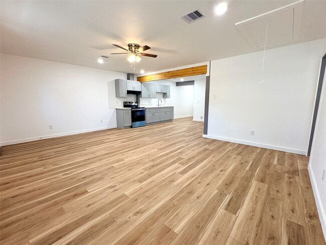 Photo - 3204 Avenue K