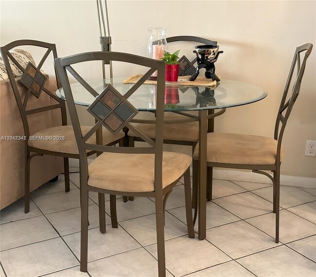 Photo - 117 Lake Emerald Dr Unit 308