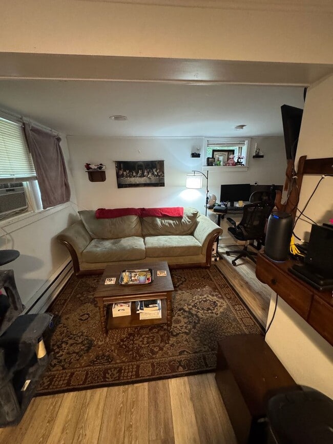 Photo - sumfi535 Unit C