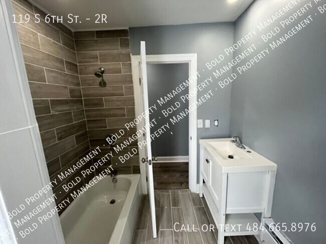 Photo - 119 S 6th St Unit 2R