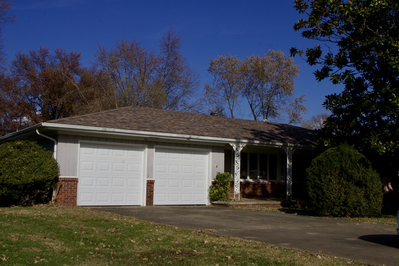 3 bedroom & 2 bathroom home - 3 bedroom & 2 bathroom home