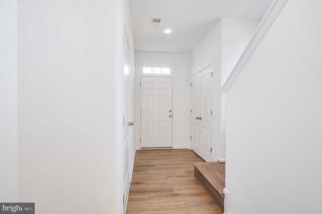 Building Photo - 301 Hillsdale Pl Rental