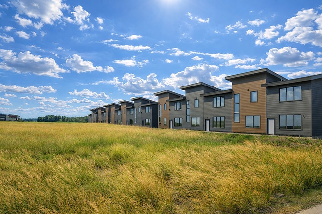 Building Photo - Brand New Three Bedroom Ames Townhome Available June 3rd, 2026